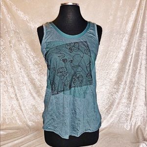 Lace detail sleeveless top